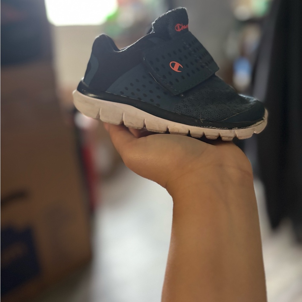 Champion Black and Blue Sneakers Modern Athletic Design